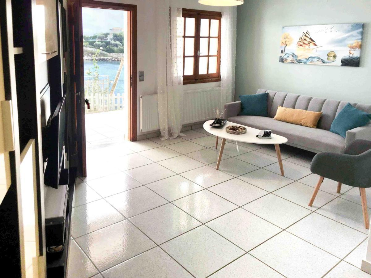 Appartement Sea Rose à Kassiopi Extérieur photo