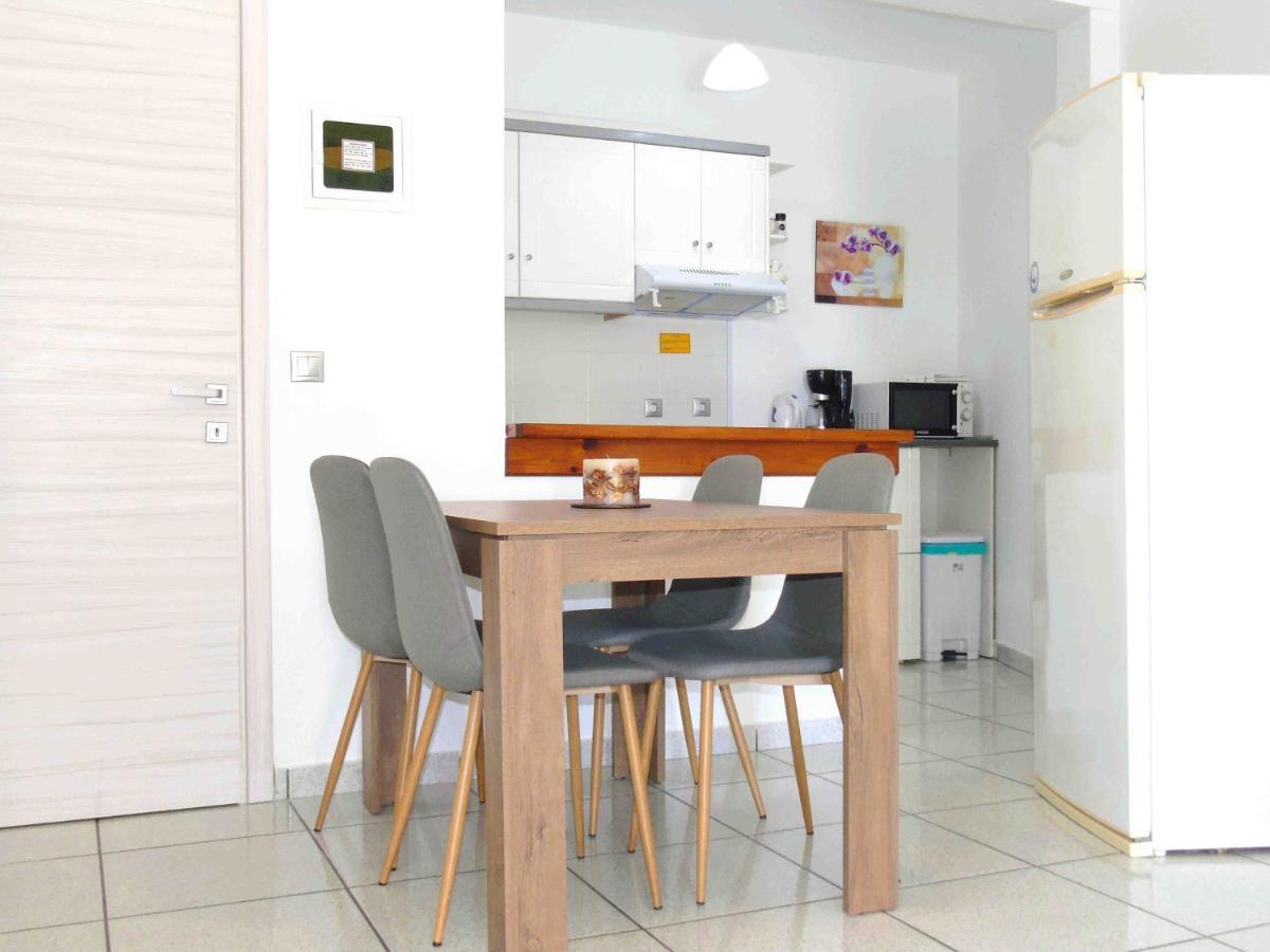 Appartement Sea Rose à Kassiopi Extérieur photo