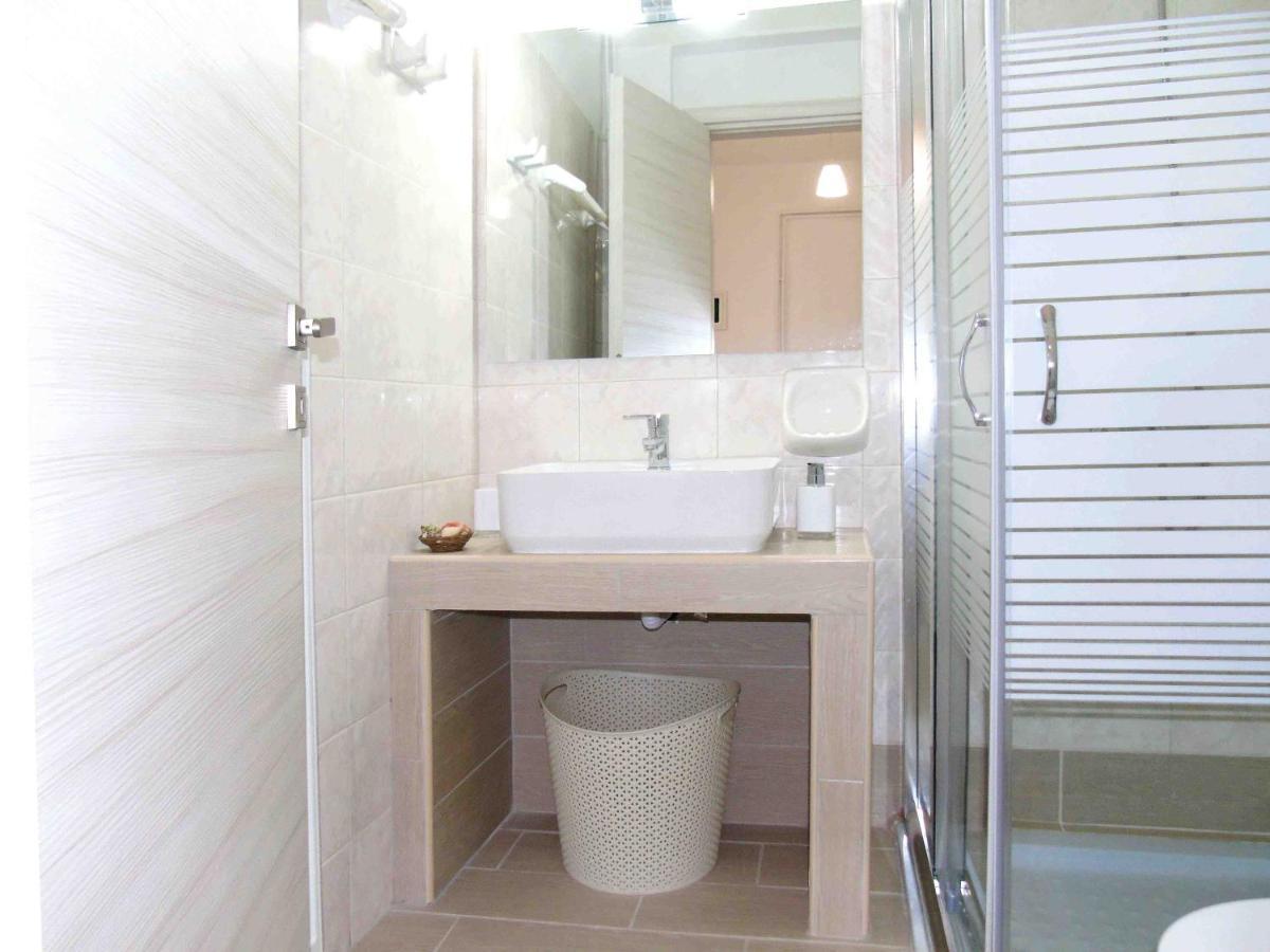 Appartement Sea Rose à Kassiopi Extérieur photo